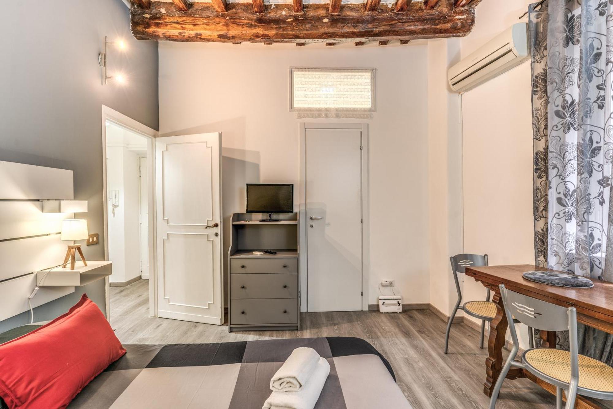 Monti Forum Apartment