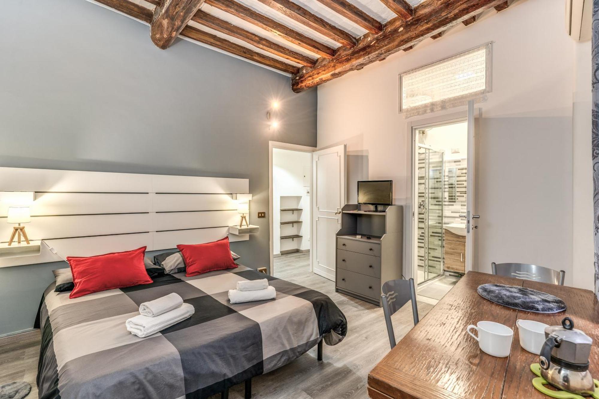 Monti Forum Apartment *